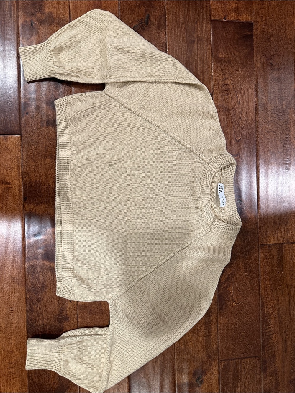 Zara Beige Crewneck Cropped Sweater